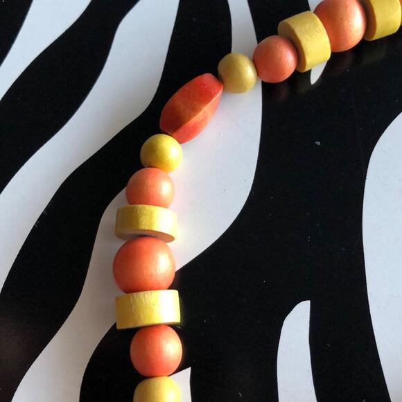 3 for $30 Stephan & Co. Orange and Yellow Necklace - Picture 3 of 5